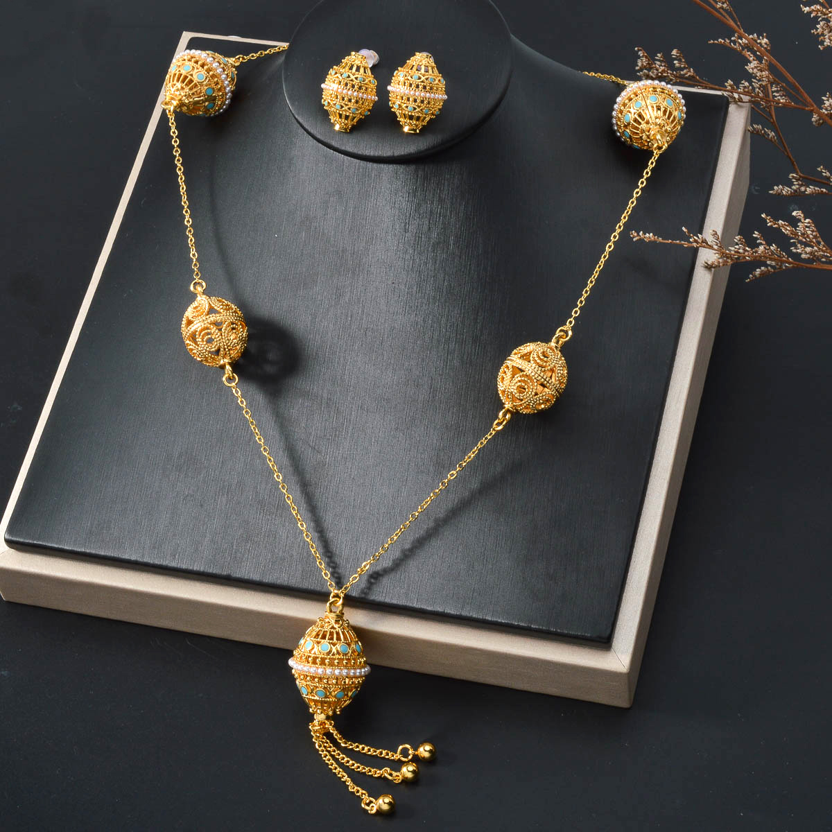 3pc Middle Eastern Style Luxurious Palace-Inspired Jewellery Set